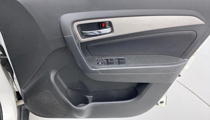 2017 Maruti Vitara Brezza ZDI, Diesel, Manual, 51,712 km, Driver Side Door Panels Control