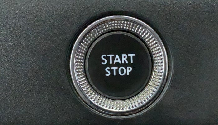 2020 Renault TRIBER RXZ, Petrol, Manual, 21,252 km, Keyless Start/ Stop Button