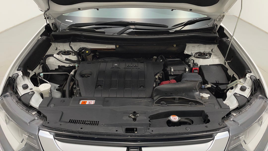 Open Bonnet (Engine)