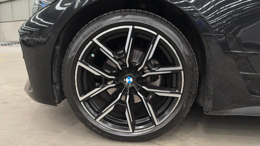 2022 BMW 4 20i M Sport Gran Coupe, Automatic, 28307 km, Left Front Wheel