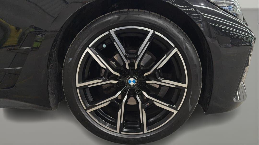 2022 BMW 4 20i M Sport Gran Coupe, Automatic, 28307 km, Right Front Wheel