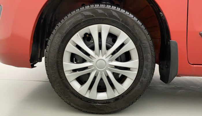 2016 Maruti Wagon R 1.0 LXI CNG, CNG, Manual, 68,601 km, Left Front Wheel