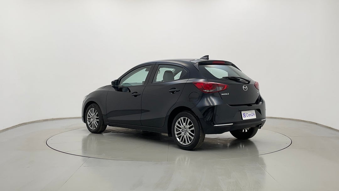 Left Back Diagonal (45- Degree) View