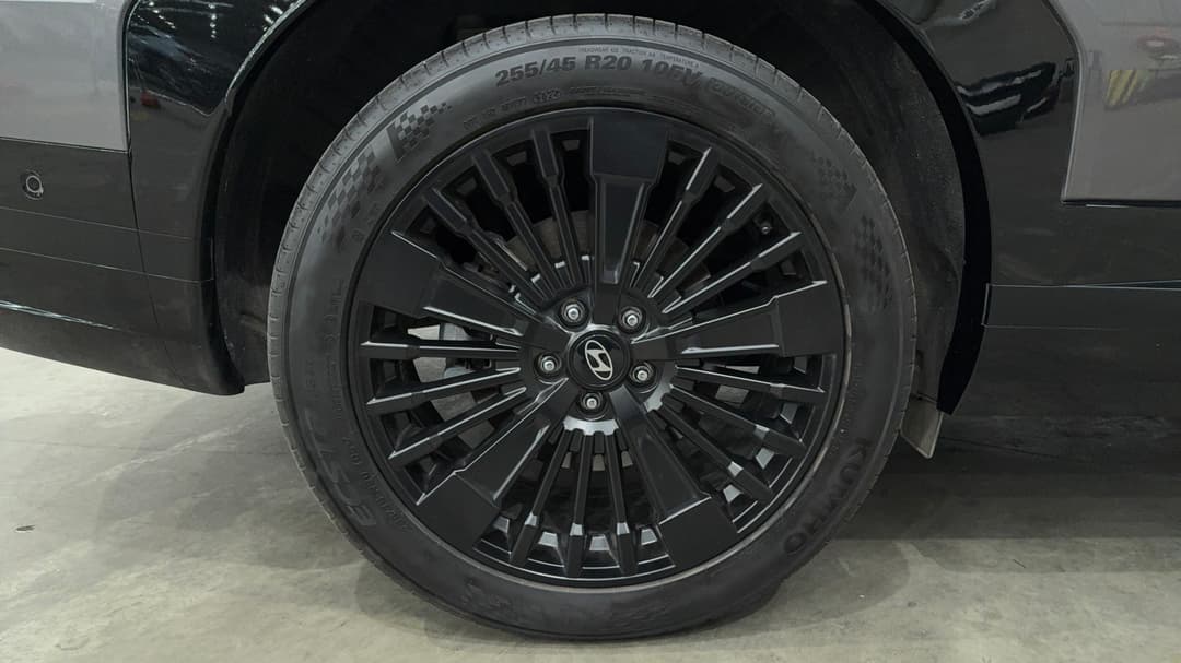 2025 Hyundai Santa Fe Calligraphy Hev (7 Seat) (blk), Automatic, 26263 km, Right Rear Wheel