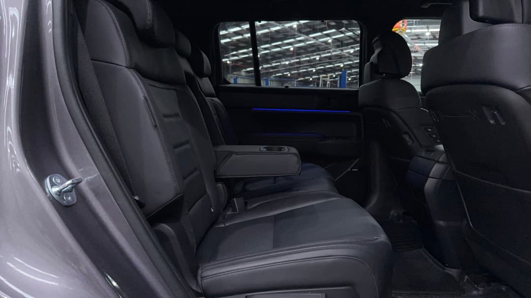 2025 Hyundai Santa Fe Calligraphy Hev (7 Seat) (blk), Automatic, 26263 km, Right Side Rear Door Cabin View