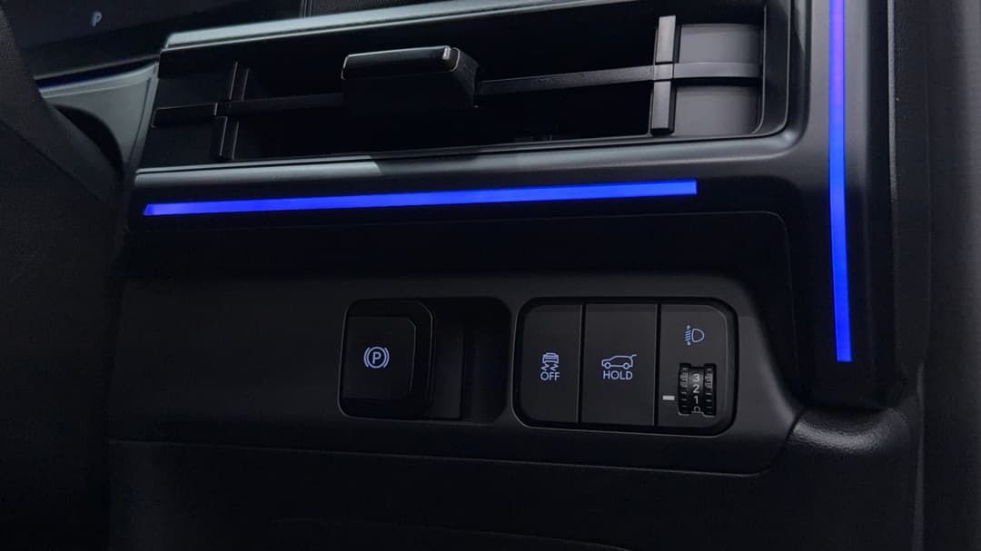 2025 Hyundai Santa Fe Calligraphy Hev (7 Seat) (blk), Automatic, 26263 km, Utility Switches/Buttons