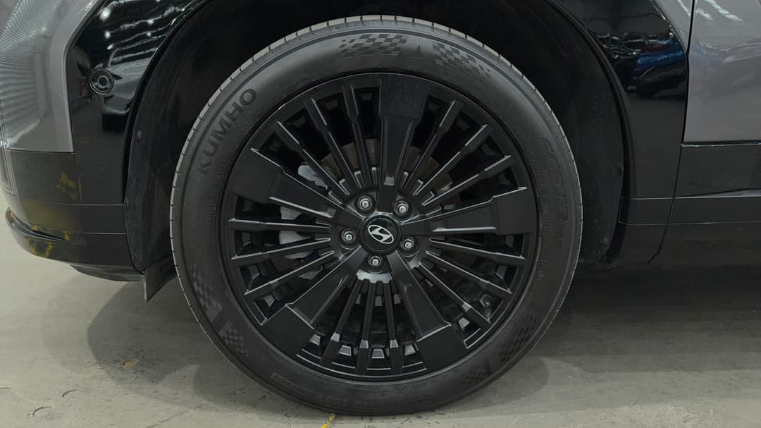 2025 Hyundai Santa Fe Calligraphy Hev (7 Seat) (blk), Automatic, 26263 km, Left Front Wheel