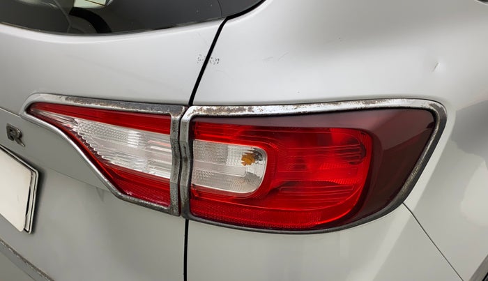 2019 Renault TRIBER RXZ, Petrol, Manual, 66,634 km, Right tail light - Chrome has minor damage
