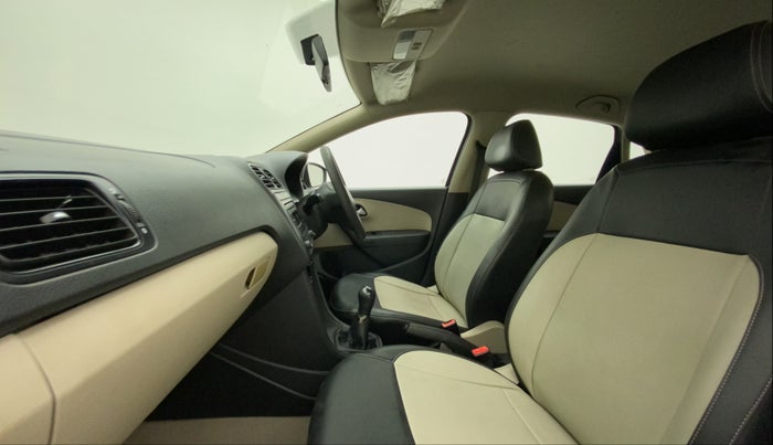 2014 Volkswagen Polo COMFORTLINE 1.2L, Petrol, Manual, 81,886 km, Right Side Front Door Cabin