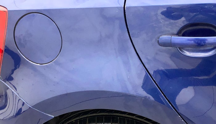 2014 Volkswagen Polo COMFORTLINE 1.2L, Petrol, Manual, 81,886 km, Right quarter panel - Minor scratches