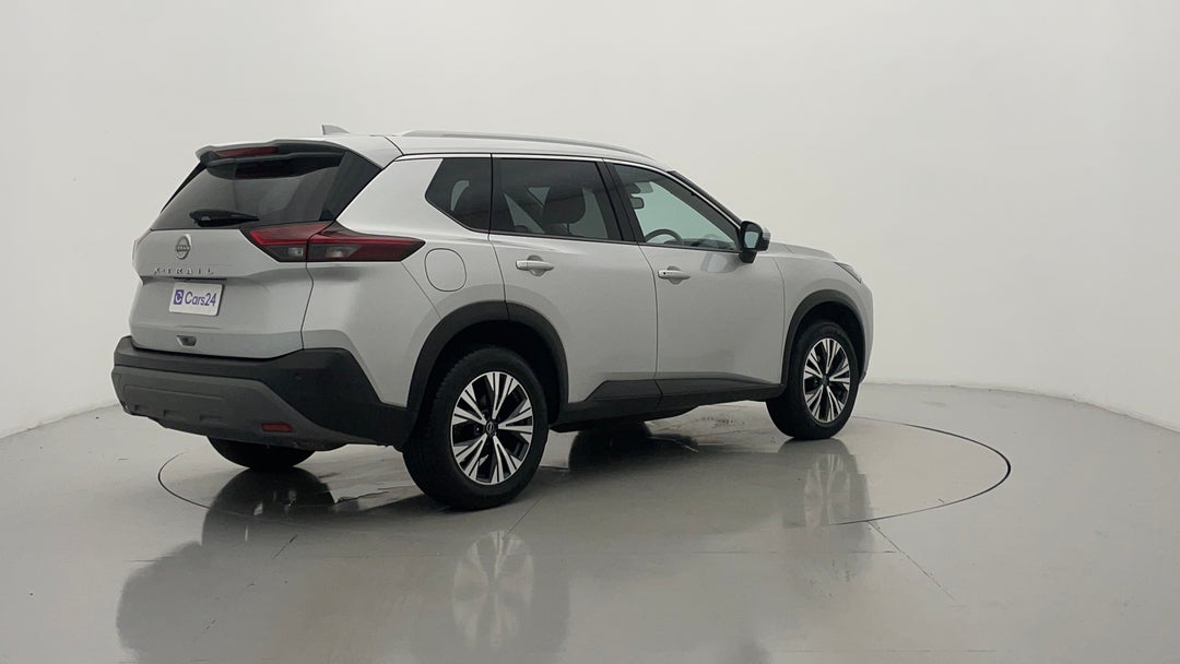 Right Back Diagonal (45- Degree) View