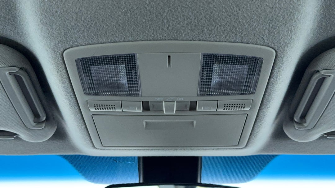 On-Roof Controls/Sunglass holder