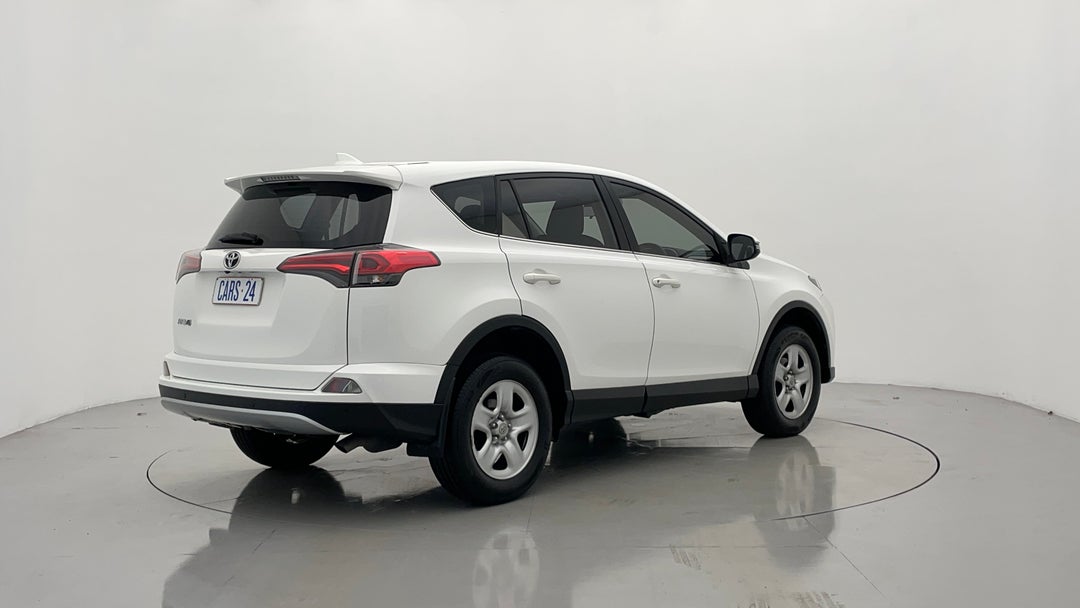 Right Back Diagonal (45- Degree) View