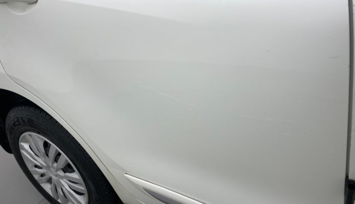 2017 Maruti Dzire VXI, CNG, Manual, 58,746 km, Right rear door - Minor scratches