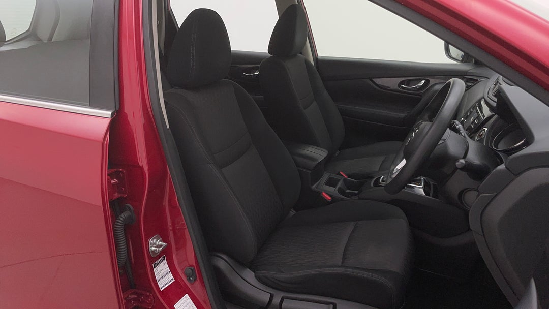 2019 Nissan X-trail St (2wd), Automatic, 85646 km, Right Side Front Door Cabin View