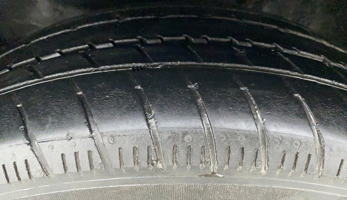 2020 Maruti Celerio VXI CNG OPT, CNG, Manual, 50,029 km, Left Front Tyre Tread