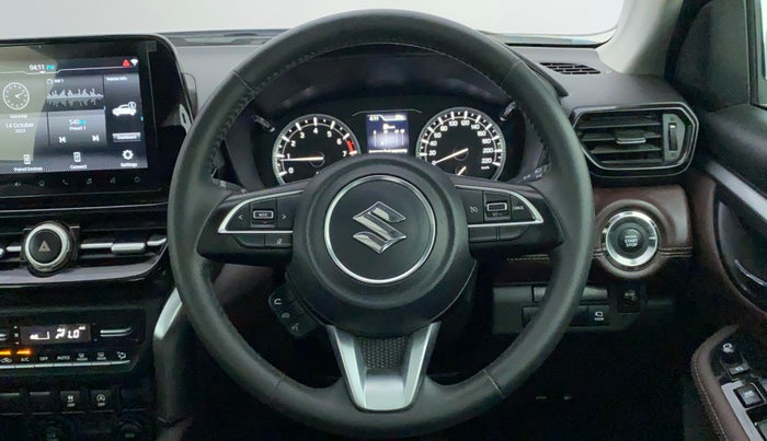 2023 Maruti Grand Vitara ALPHA SMART HYBRID, Petrol, Manual, 8,577 km, Steering Wheel Close Up