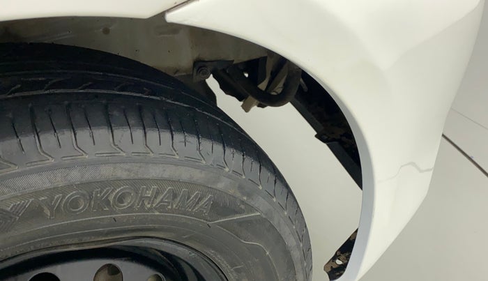 2011 Toyota Etios G, Petrol, Manual, 80,532 km, Right fender - Lining loose