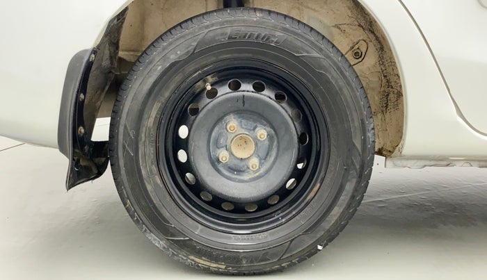 2011 Toyota Etios G, Petrol, Manual, 80,532 km, Right Rear Wheel