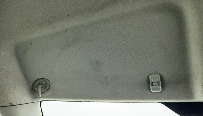 2011 Toyota Etios G, Petrol, Manual, 80,532 km, Ceiling - Sun visor missing