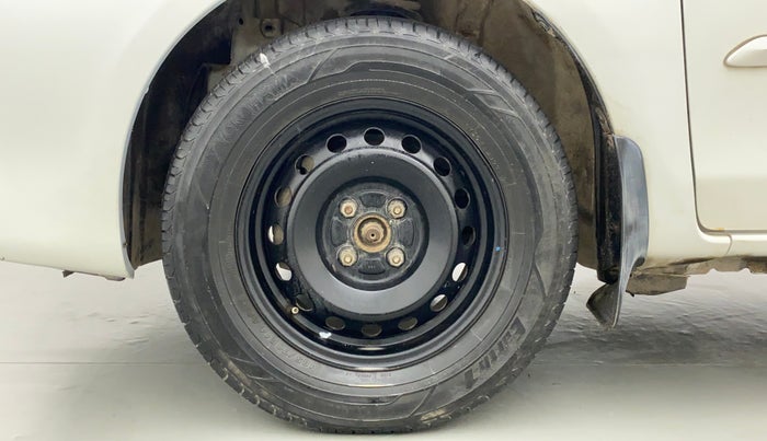 2011 Toyota Etios G, Petrol, Manual, 80,532 km, Left Front Wheel