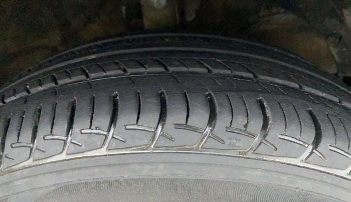 2019 Maruti Baleno DELTA 1.2 K12, Petrol, Manual, 47,052 km, Right Front Tyre Tread