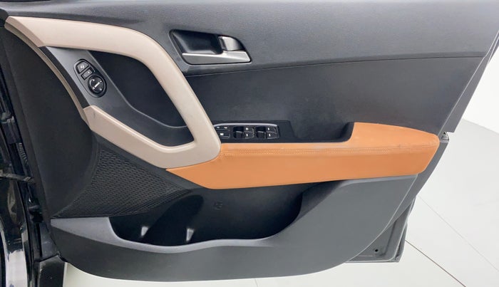 2015 Hyundai Creta 1.6 SX PLUS PETROL, Petrol, Manual, 38,818 km, Driver Side Door Panels Control