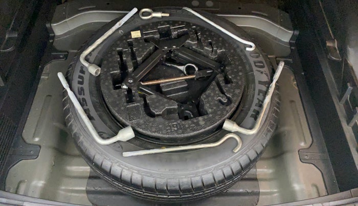 2015 Hyundai Creta 1.6 SX PLUS PETROL, Petrol, Manual, 38,818 km, Spare Tyre