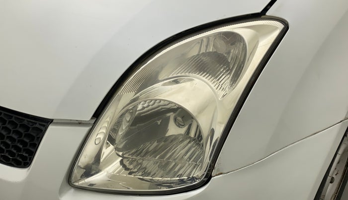 2011 Maruti Swift LXI, Petrol, Manual, 45,252 km, Left headlight - Minor scratches