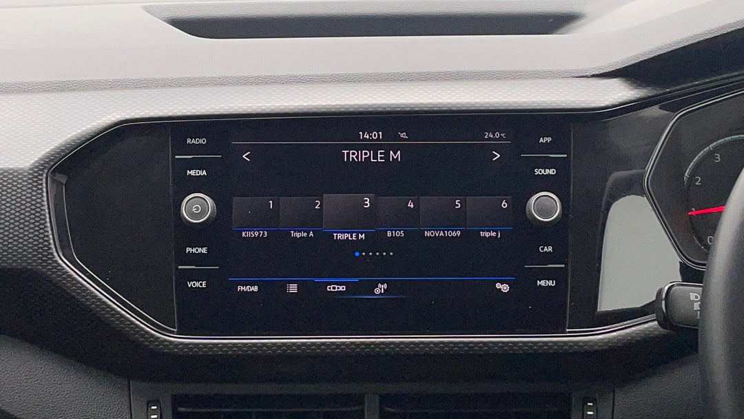 2021 Volkswagen T-cross 85tsi Life, Automatic, 7230 km, Infotainment System