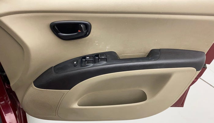 2014 Hyundai i10 MAGNA 1.1, Petrol, Manual, 29,584 km, Driver Side Door Panels Control