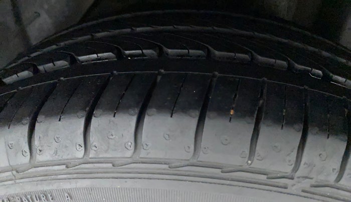 2019 Ford FREESTYLE TITANIUM 1.2 PETROL, Petrol, Manual, 16,565 km, Left Rear Tyre Tread