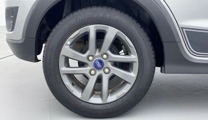 2019 Ford FREESTYLE TITANIUM 1.2 PETROL, Petrol, Manual, 16,565 km, Right Rear Wheel