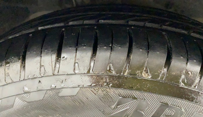 2018 Ford FREESTYLE TREND PLUS 1.2 PETROL, Petrol, Manual, 42,329 km, Right Front Tyre Tread
