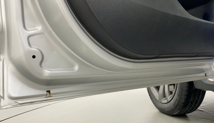 2018 Ford FREESTYLE TREND PLUS 1.2 PETROL, Petrol, Manual, 42,329 km, Front passenger door - Slight discoloration