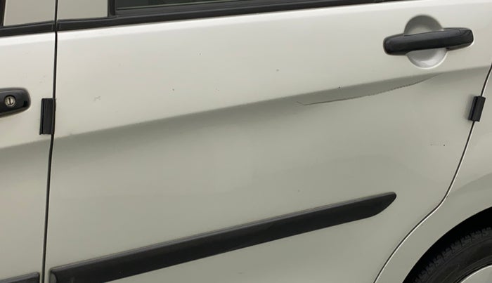 2016 Maruti Celerio VXI AMT, Petrol, Automatic, 98,397 km, Rear left door - Minor scratches