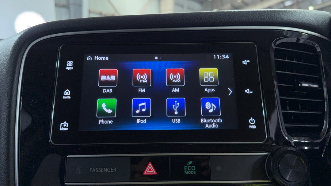 2019 Mitsubishi Outlander Ls 7 Seat (AWD), Automatic, 102224 km, Infotainment System