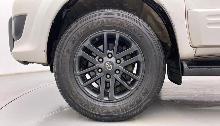 2015 Toyota Fortuner 3.0 4X2 MT, Diesel, Manual, 36,467 km, Left Front Wheel