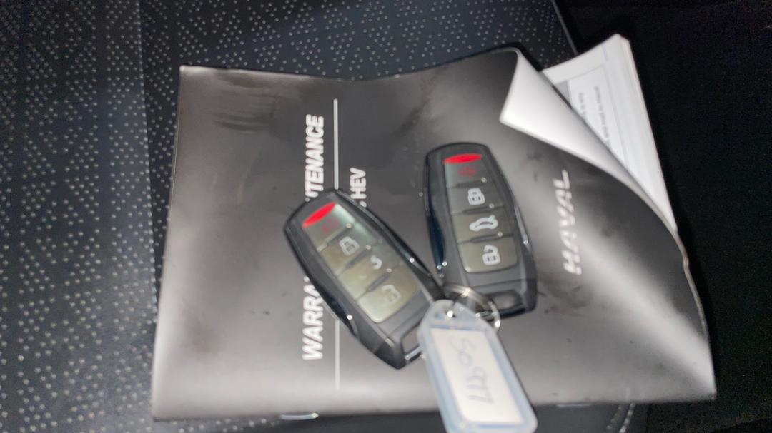 2022 GWM Haval H6 Ultra Hybrid, Automatic, 42996 km, Key Close-up