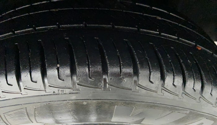 2019 Maruti Vitara Brezza VDI, Diesel, Manual, 27,830 km, Left Rear Tyre Tread