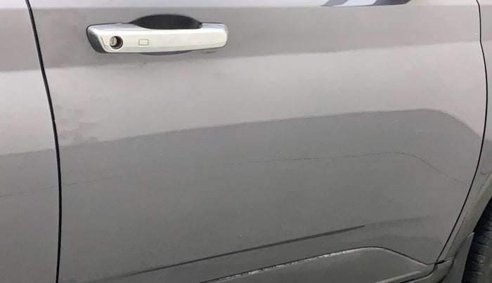 2019 Hyundai VENUE SX 1.0 TURBO, Petrol, Manual, 42,425 km, Driver-side door - Minor scratches