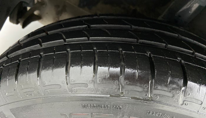 2019 Hyundai GRAND I10 NIOS SPORTZ PETROL, Petrol, Manual, 10,116 km, Right Rear Tyre Tread