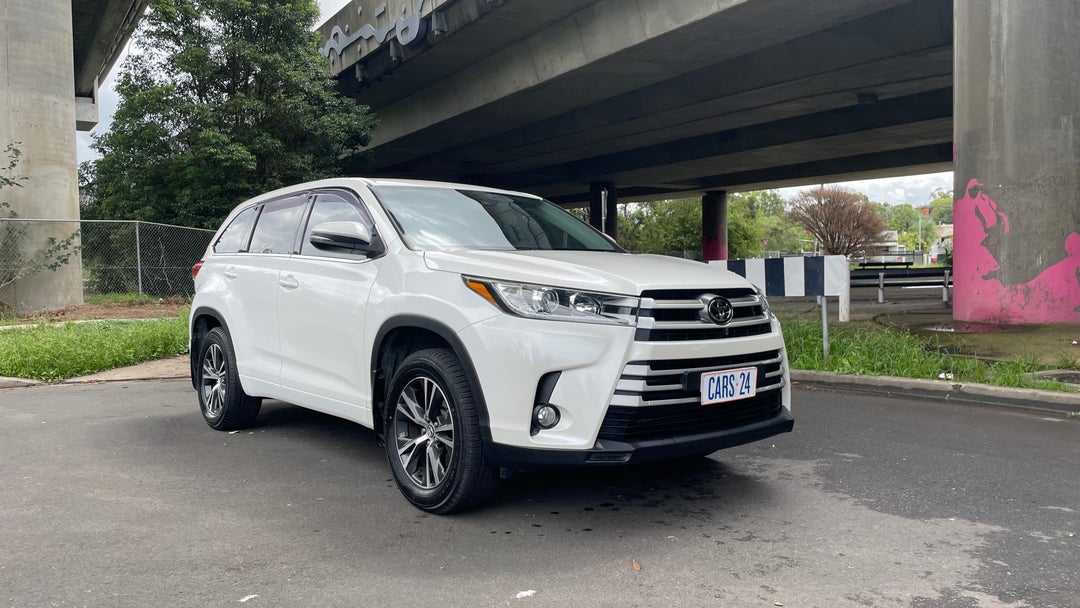 2019 Toyota Kluger Gx (4x2), Automatic, 107602 km, Right Front Diagonal (45- Degree) View