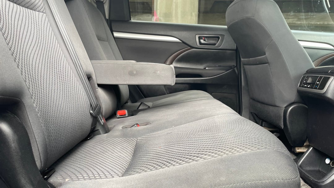 2019 Toyota Kluger Gx (4x2), Automatic, 107602 km, Right Side Rear Door Cabin View