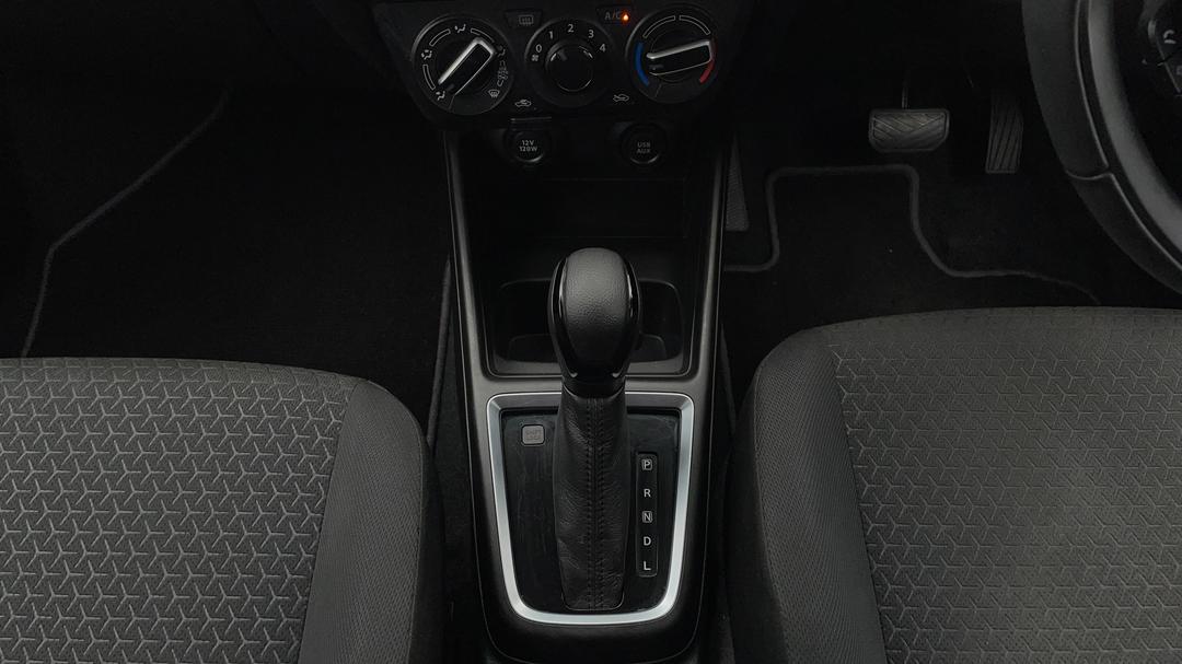 2020 Suzuki Swift Gl Navigator, Automatic, 35821 km, Gear Lever 