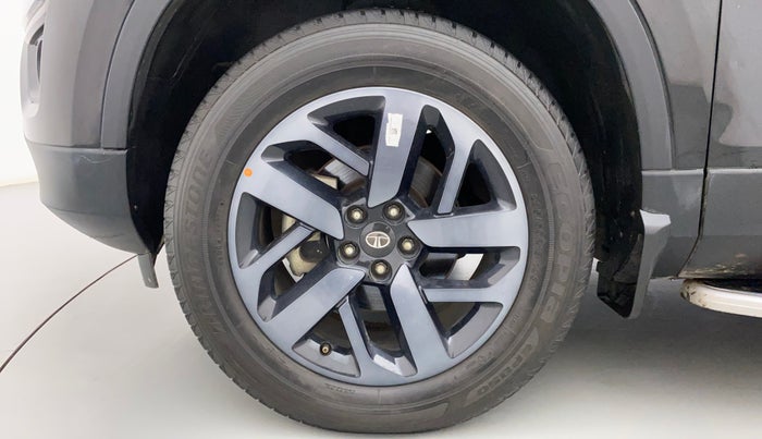 2022 Tata Safari XZ PLUS DARK EDITION, Diesel, Manual, 30,564 km, Left Front Wheel