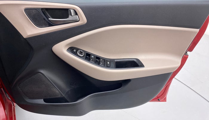 2016 Hyundai Elite i20 SPORTZ 1.2, Petrol, Manual, 39,107 km, Driver Side Door Panels Control