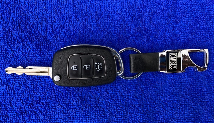 2016 Hyundai Elite i20 SPORTZ 1.2, Petrol, Manual, 39,107 km, Key Close Up