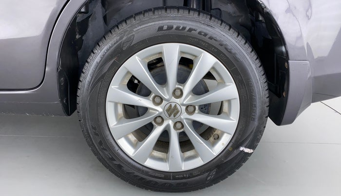 2014 Maruti Ertiga ZDI, Diesel, Manual, 25,569 km, Left Rear Wheel