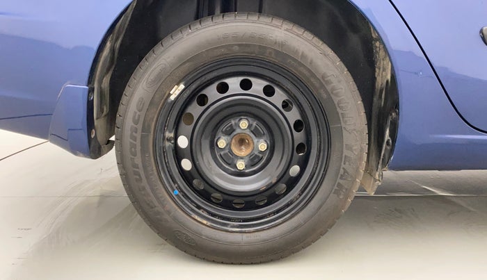 2019 Maruti Ciaz SIGMA 1.5 SHVS MT  PETROL, Petrol, Manual, 26,894 km, Right Rear Wheel